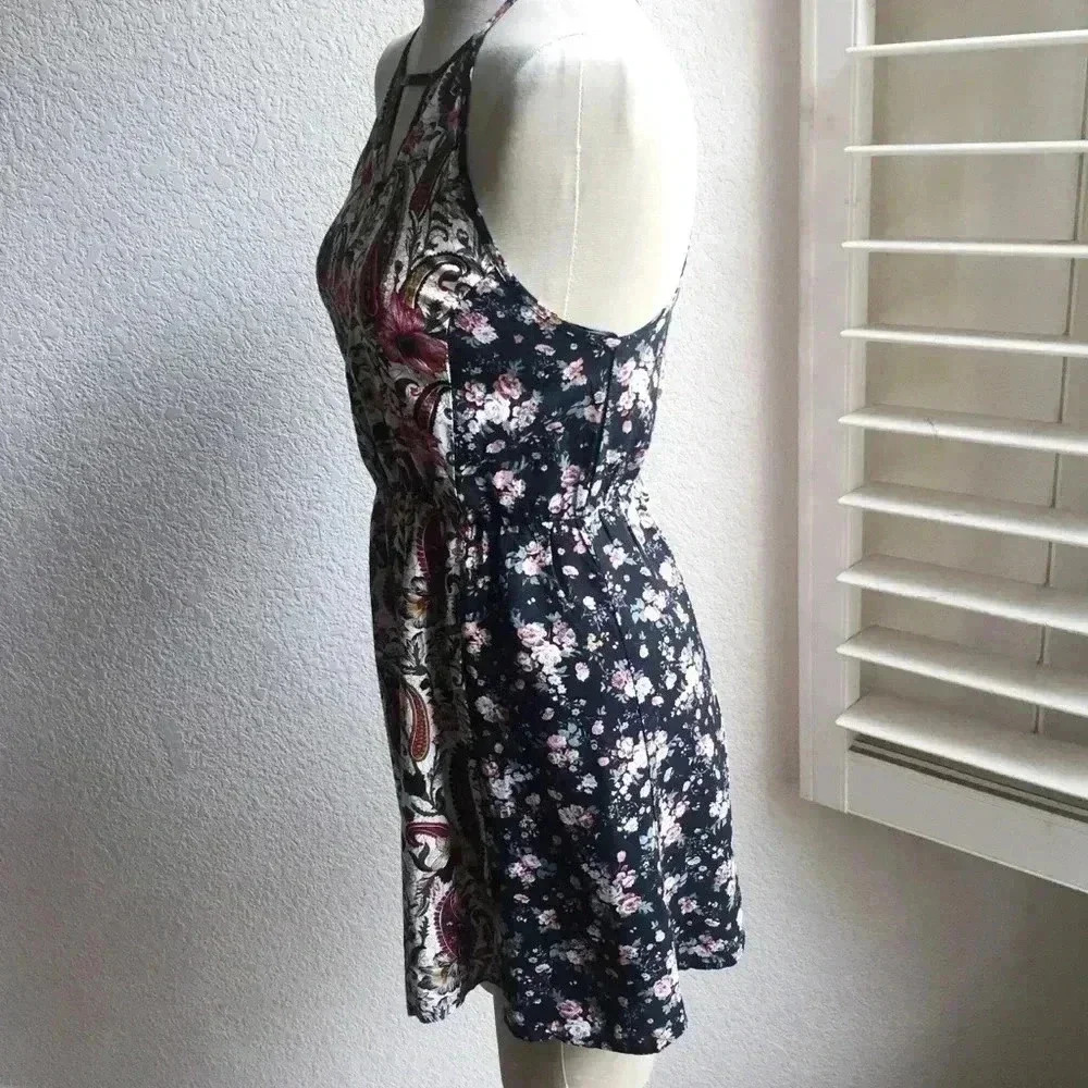 ModCloth En Creme Paisley and Floral Dress - Picture 4 of 7